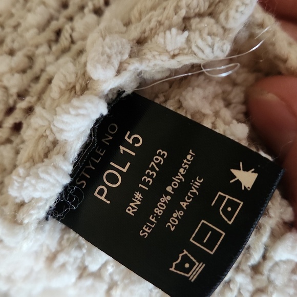 Pol Cream Hooded Sweatshirt Soft Knit One Size - Picture 5 of 5